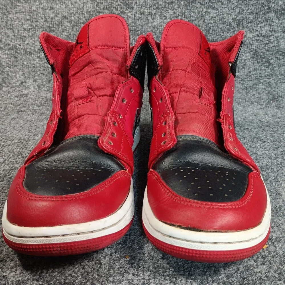 Nike Air Jordan 1 Mid Bred Men 8.5 Reverse Thrashed No Insoles No Laces Read